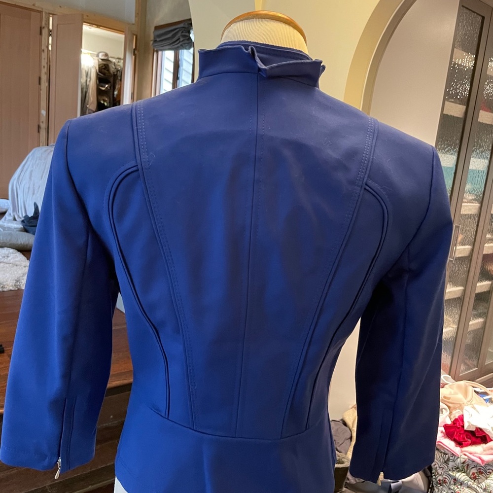 Blue jacket - Picture 2 of 3